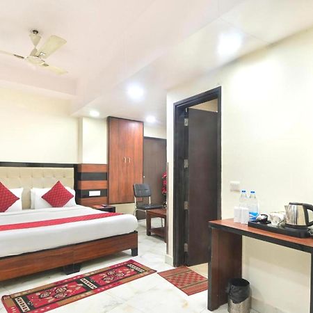Hotel Emporio View - New Delhi Railway Station - Paharganj Exterior photo