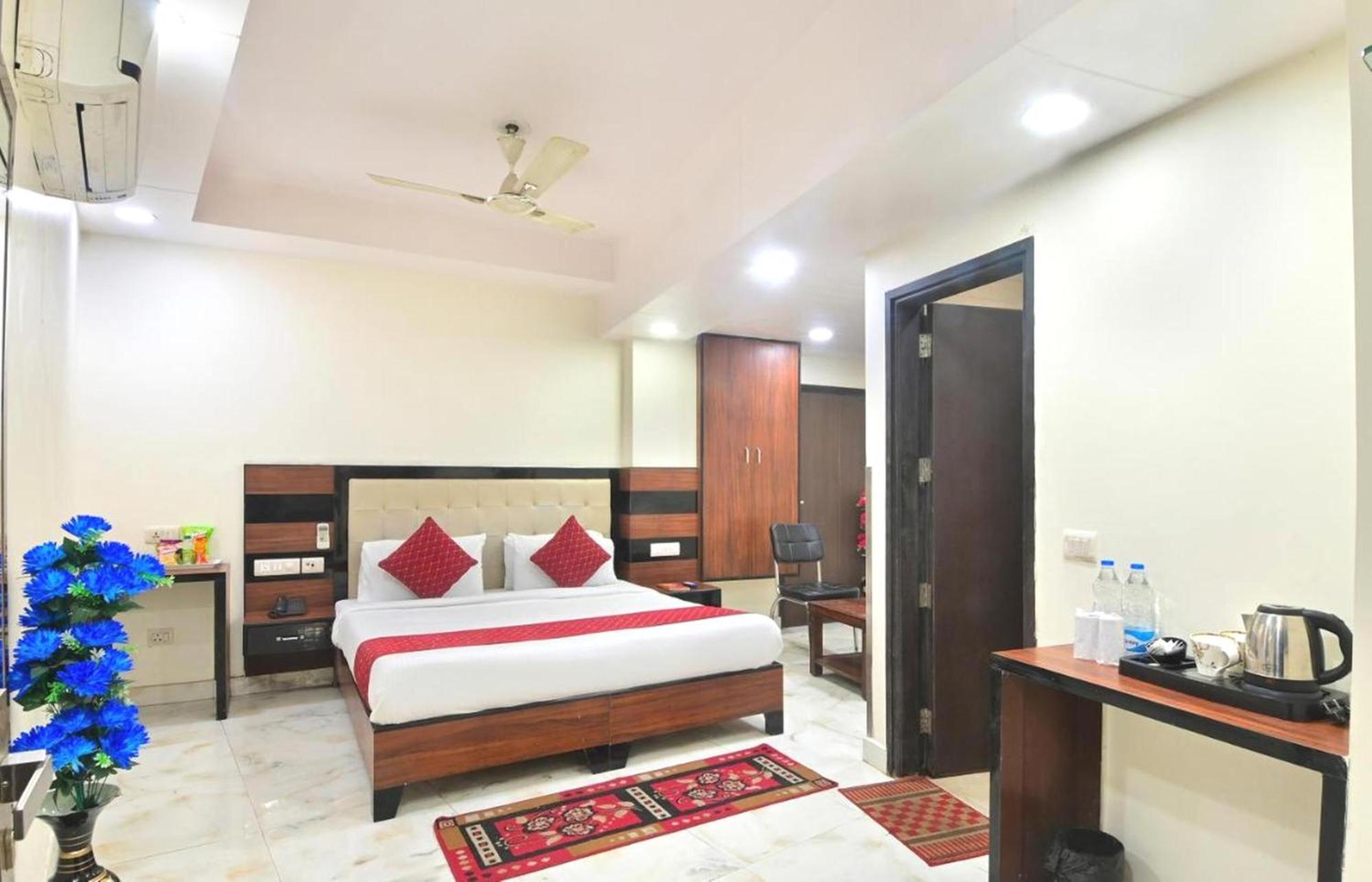 Hotel Emporio View - New Delhi Railway Station - Paharganj Exterior photo
