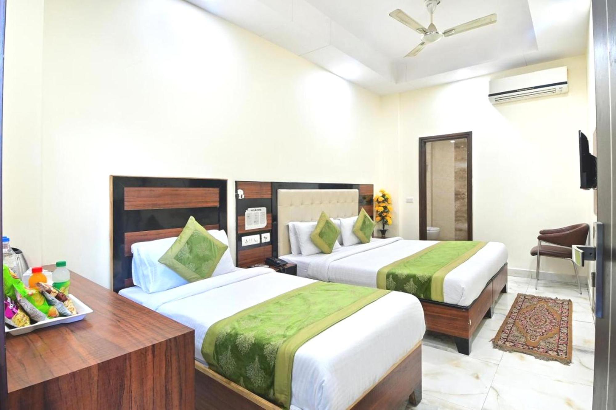 Hotel Emporio View - New Delhi Railway Station - Paharganj Exterior photo