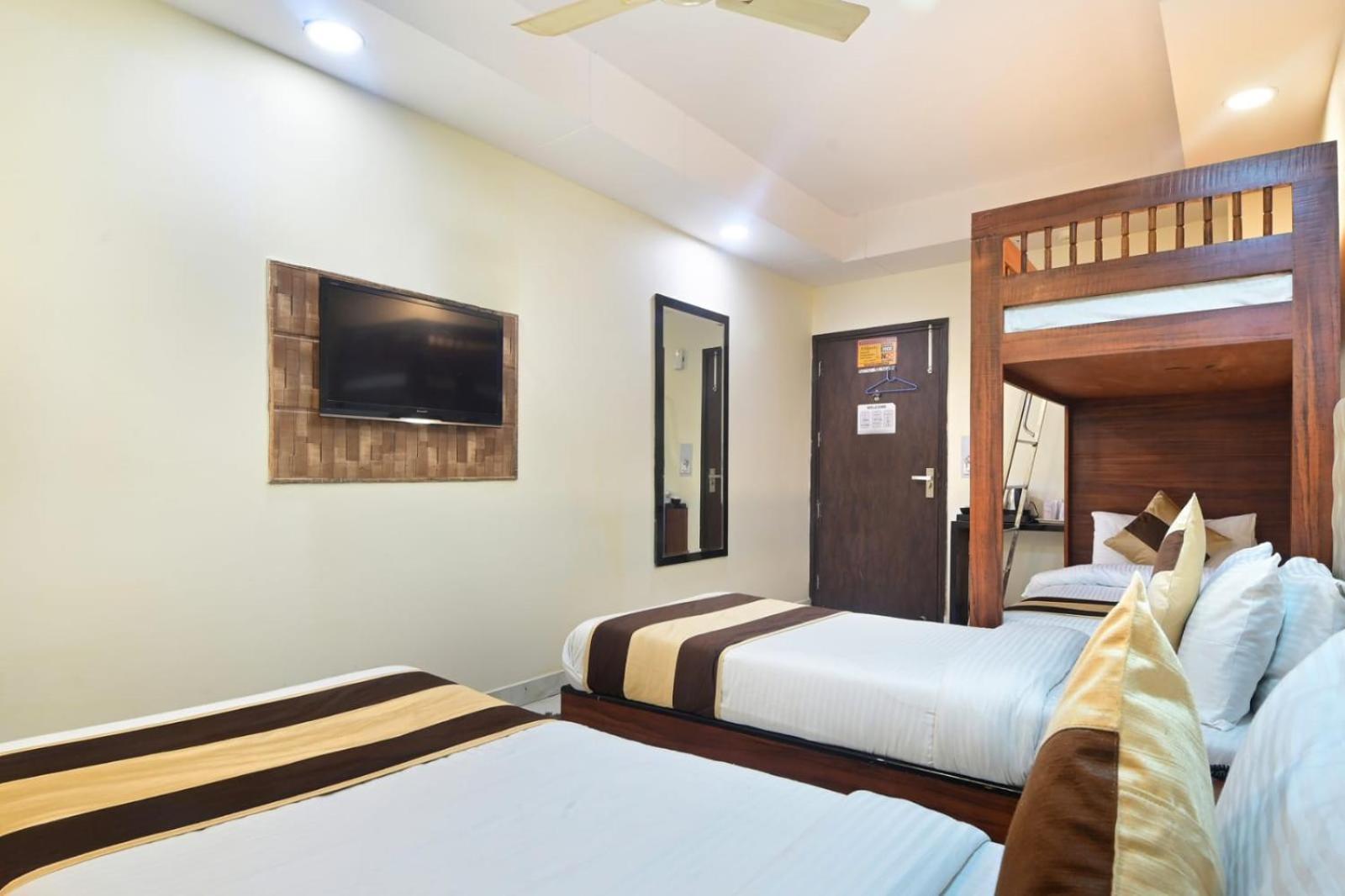Hotel Emporio View - New Delhi Railway Station - Paharganj Exterior photo