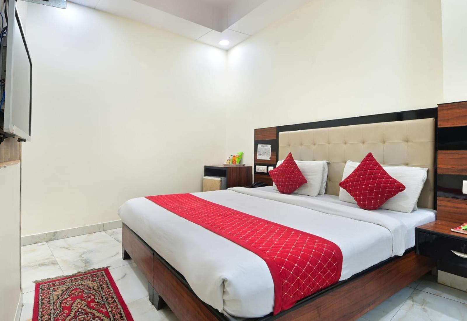 Hotel Emporio View - New Delhi Railway Station - Paharganj Exterior photo