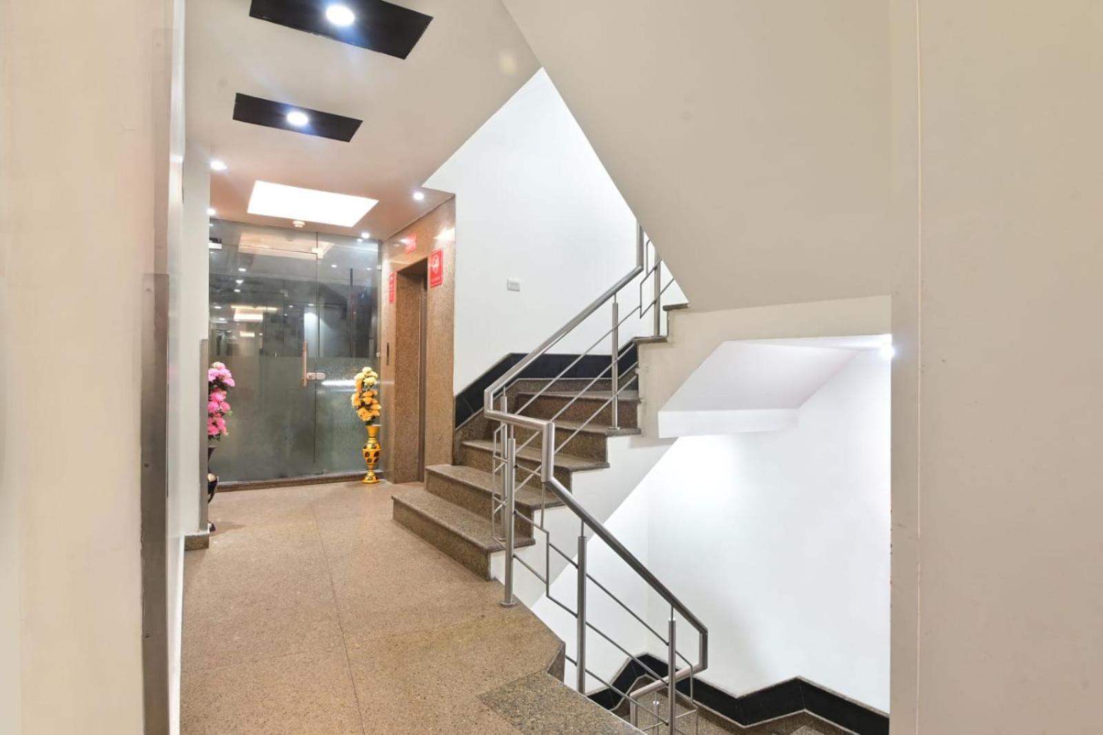 Hotel Emporio View - New Delhi Railway Station - Paharganj Exterior photo